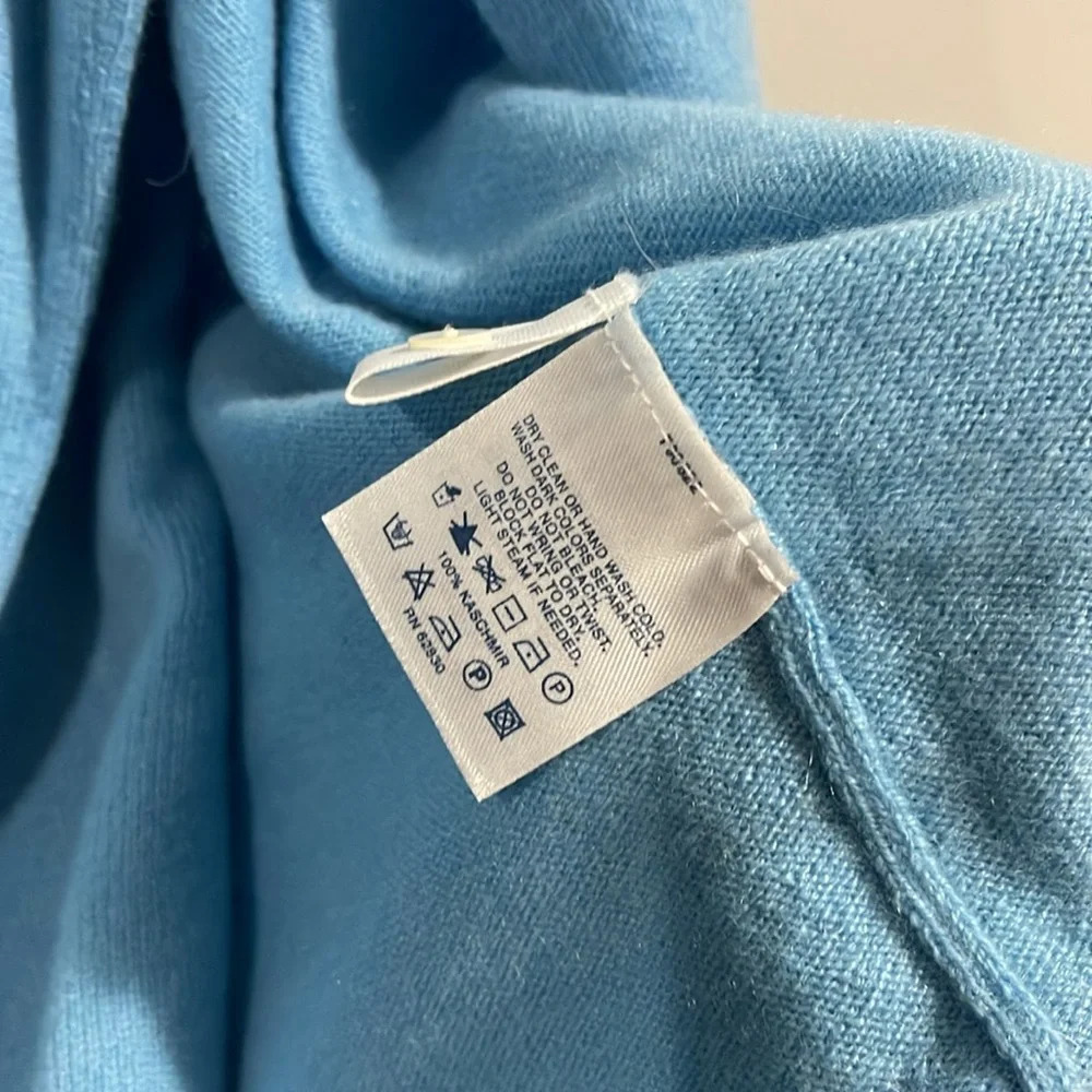 Lands End 2 Piece Baby Blue Tank Top and Open Cardigan Set - Picture 8 of 8